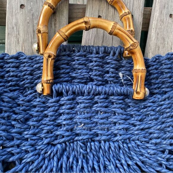 BTB Los Angeles Straw Blue Woven Tote Bag with Bamboo Handles - Picture 4 of 13